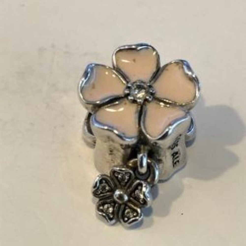 PANDORA POETIC BLOOMS DANGLE CHARM